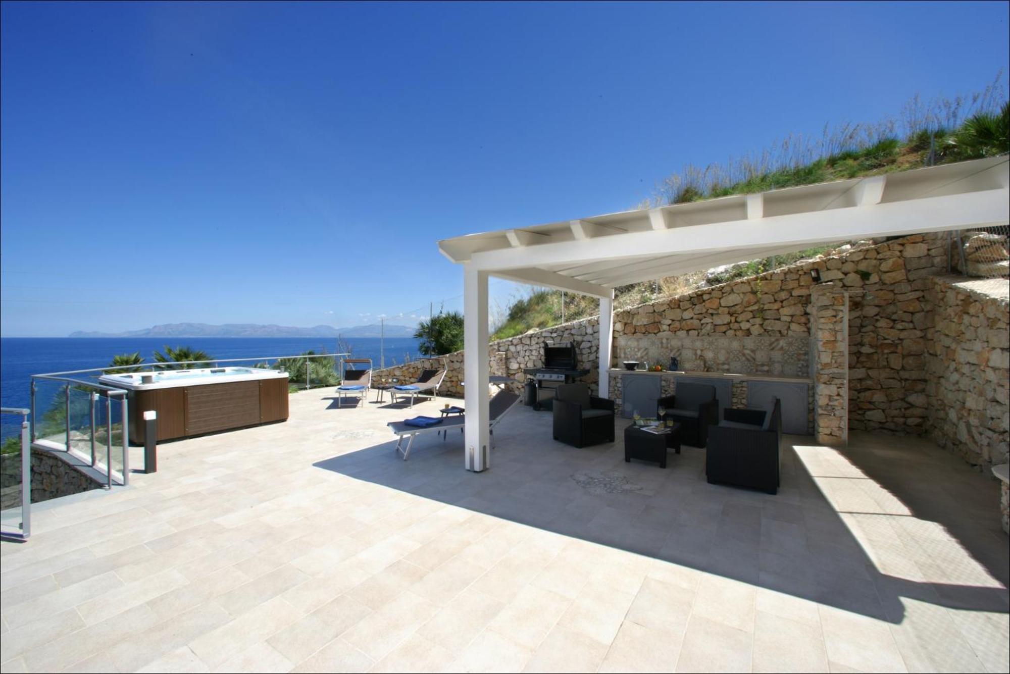 Villa Antonia - Vasca Idromassaggio Terrazza Vista Mare San Vito Lo Capo Buitenkant foto