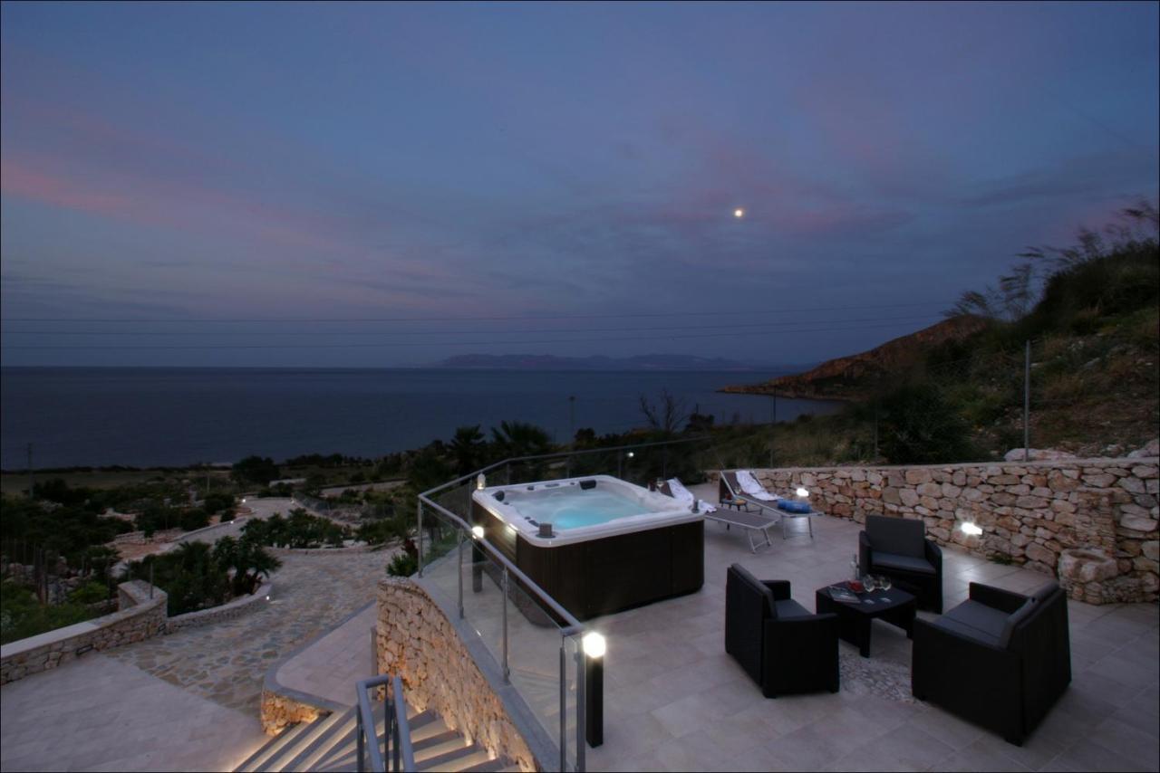 Villa Antonia - Vasca Idromassaggio Terrazza Vista Mare San Vito Lo Capo Buitenkant foto